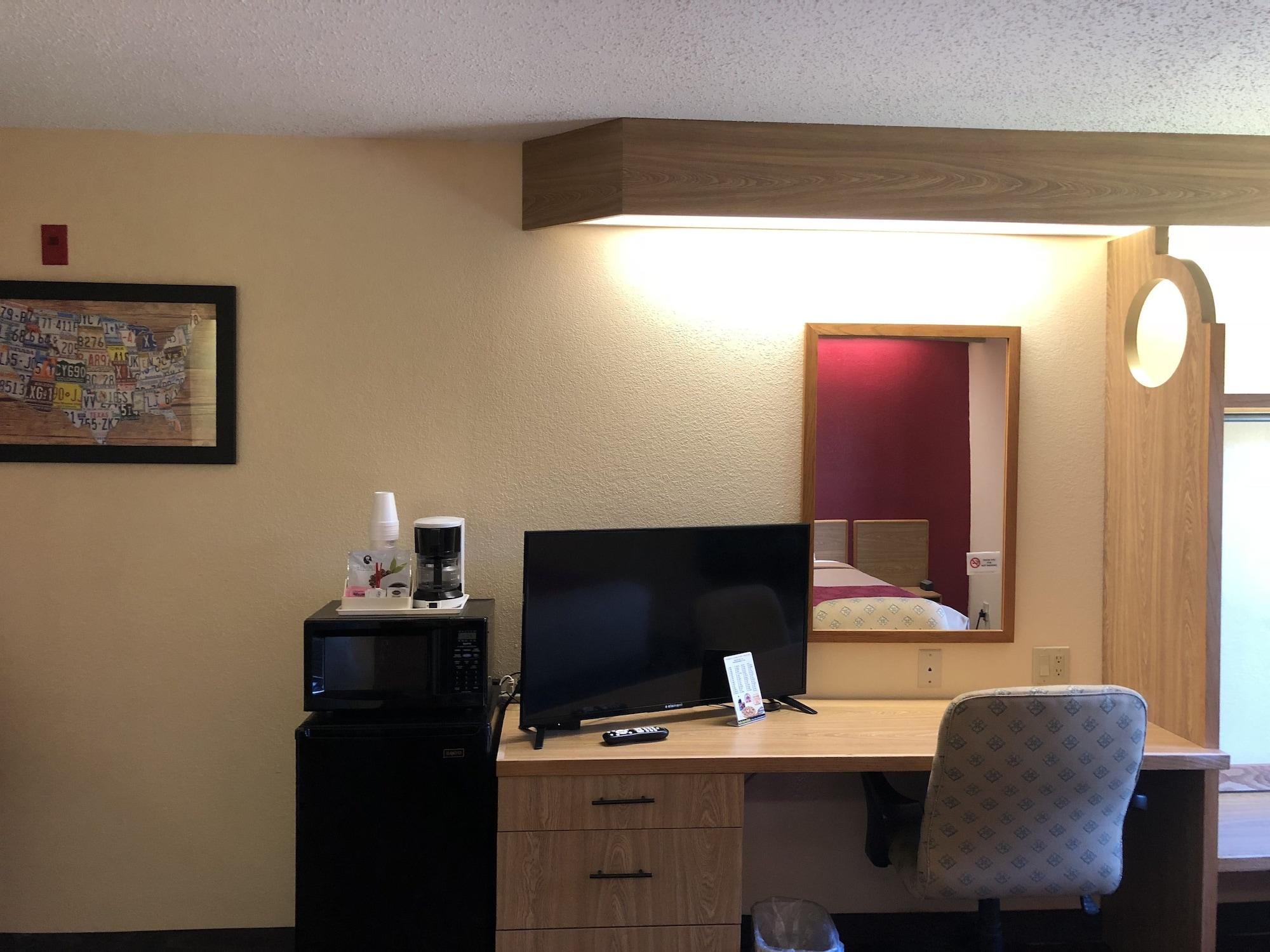 Econo Lodge Лондон Экстерьер фото