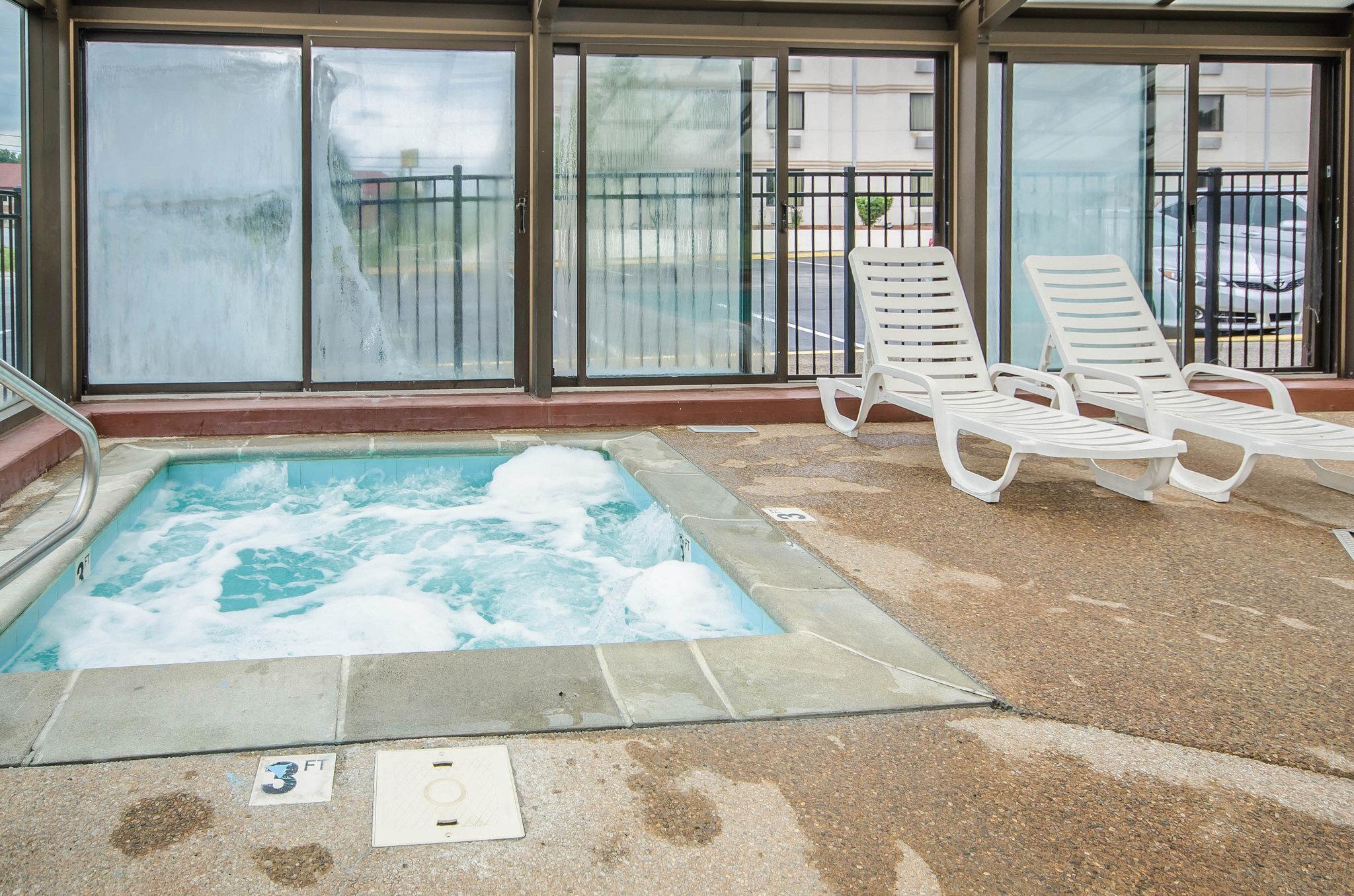 Econo Lodge Лондон Экстерьер фото