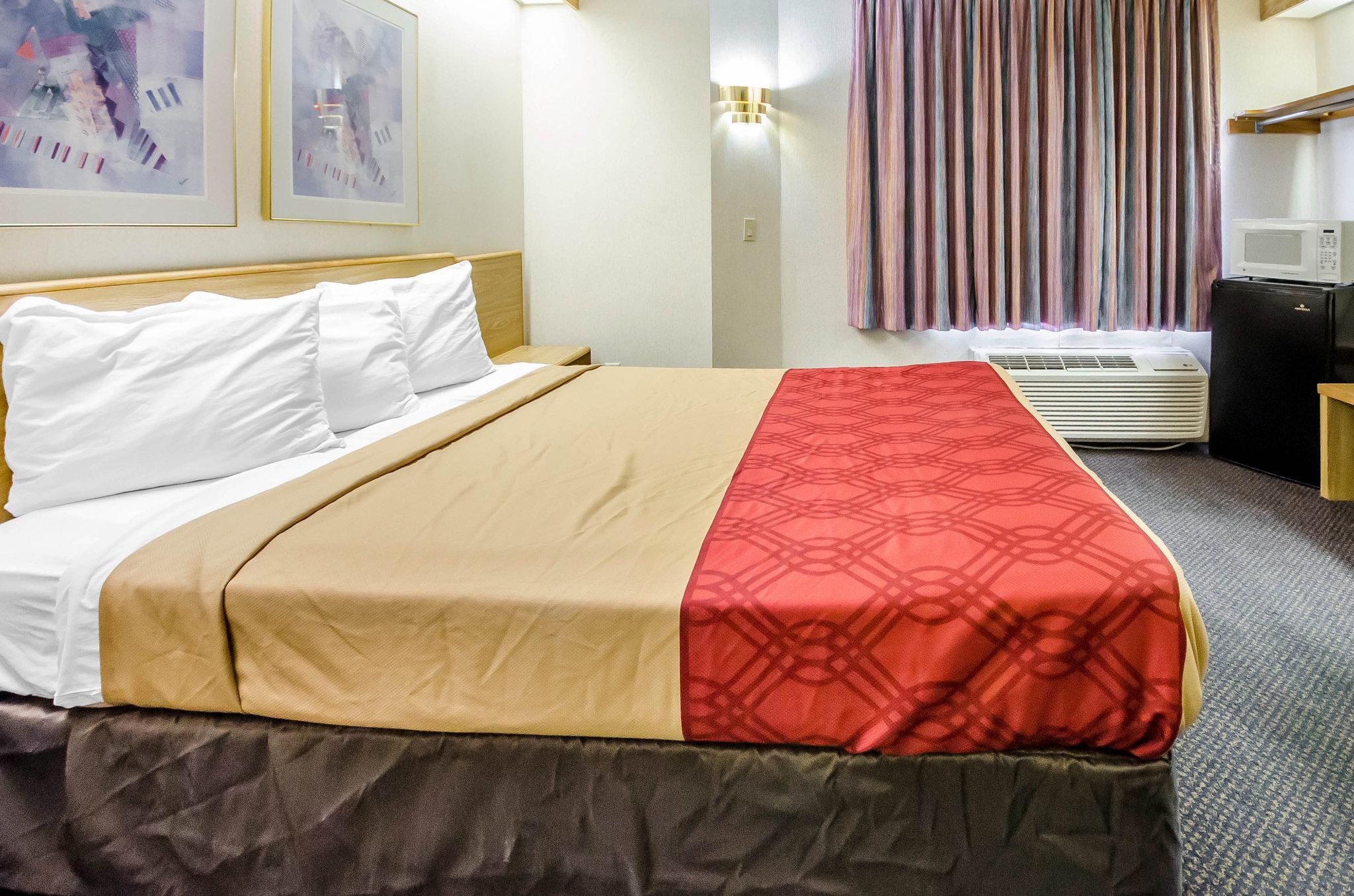 Econo Lodge Лондон Экстерьер фото