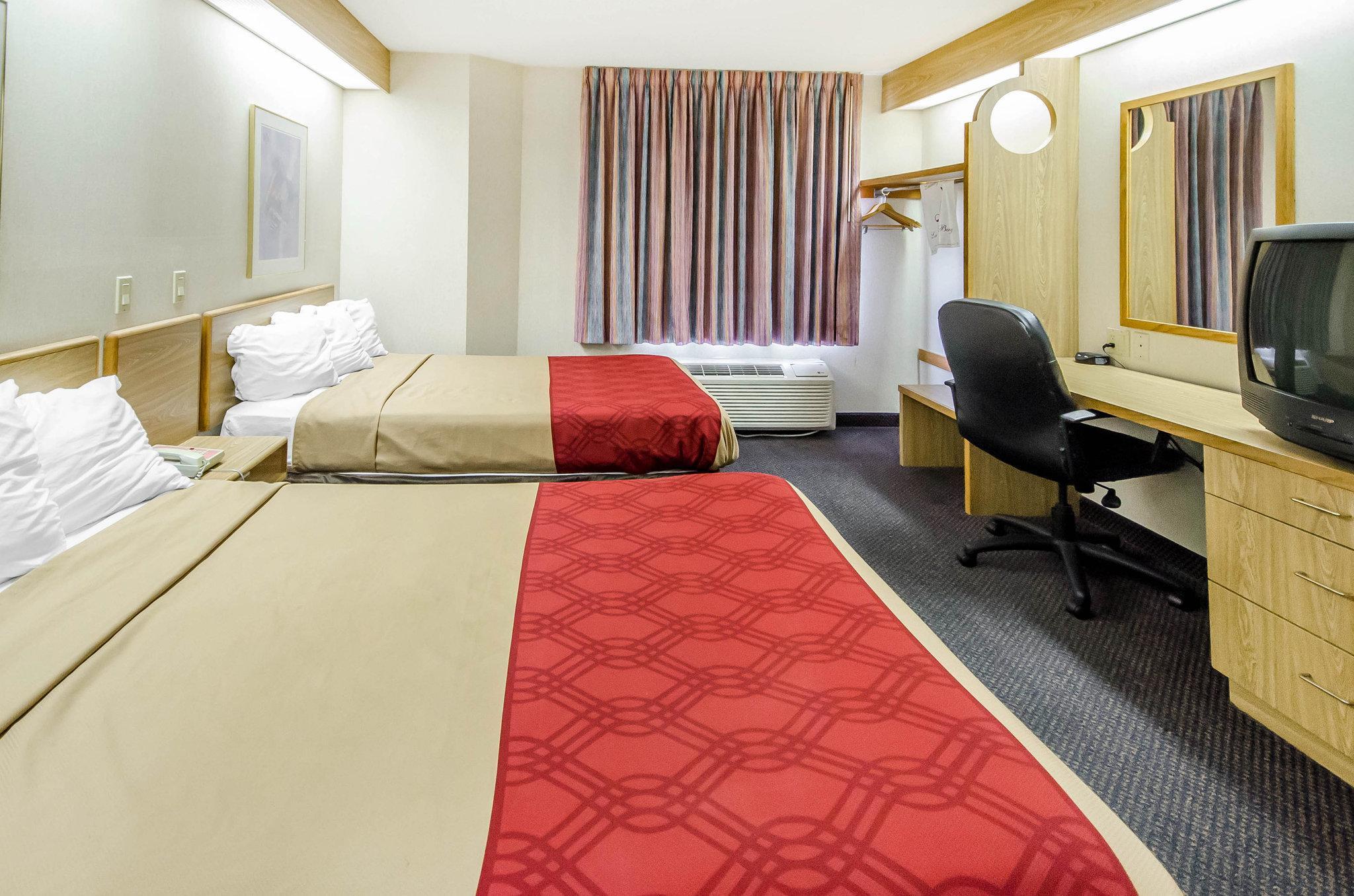 Econo Lodge Лондон Экстерьер фото