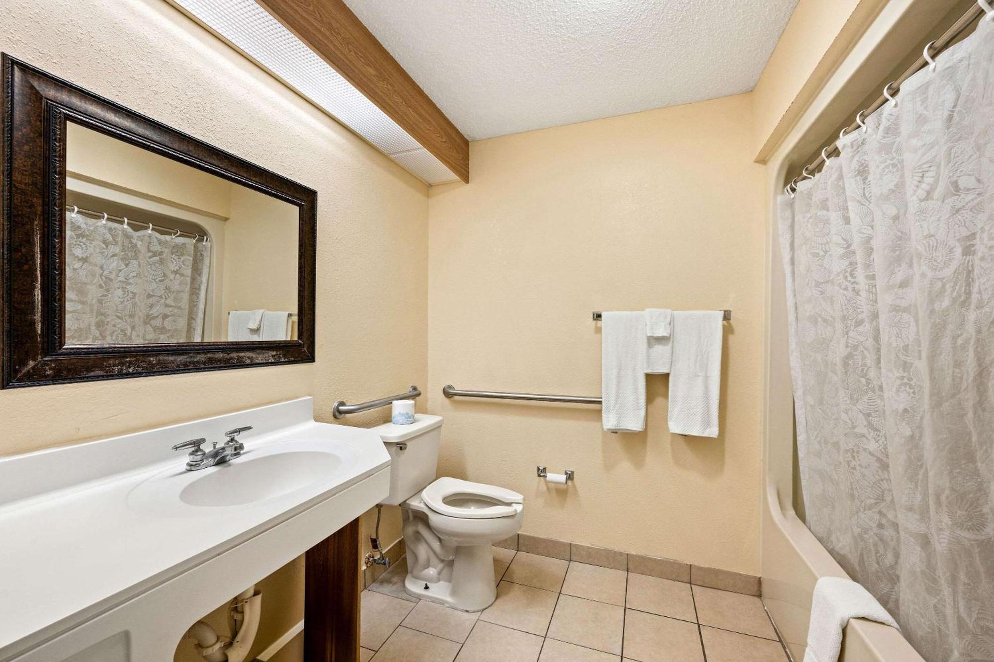Econo Lodge Лондон Экстерьер фото