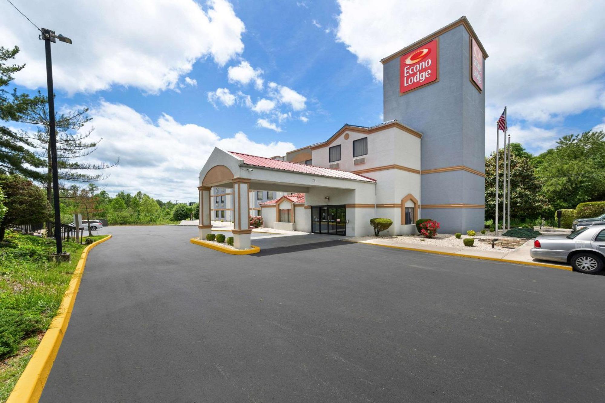 Econo Lodge Лондон Экстерьер фото